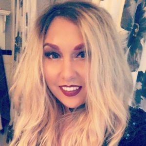 Meet your Posher, Zoe